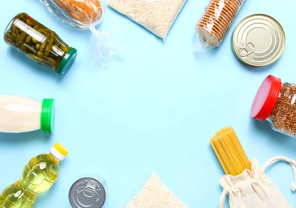 Abastecimento Alimentos Para Período Quarentena Fundo Azul Conjunto Itens Mercearia — Fotografia de Stock