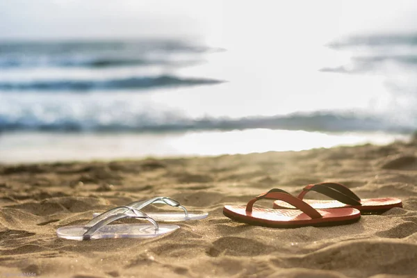 Kumsalın yanında hayat.