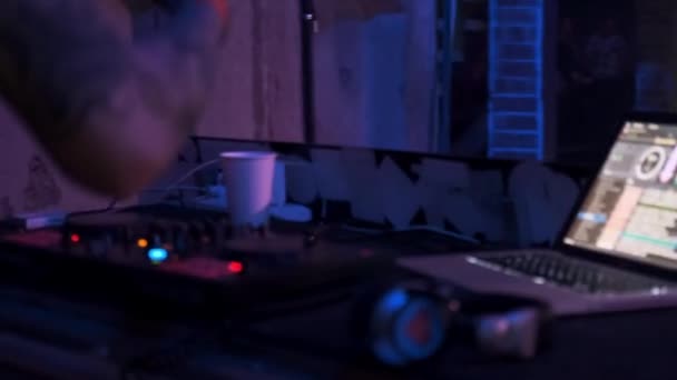 DJ za zdalnym zbliżeniem 3.0 — Wideo stockowe