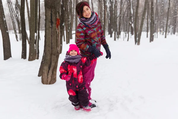 Resten av mamma och dotter — Stockfoto