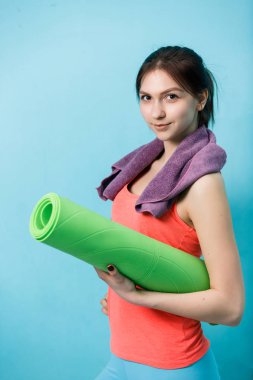 Bükülmüş fitness mat esmer