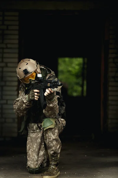 Un jugador a rayas en camuflaje — Foto de Stock