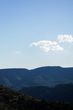 Görüntü güneş dağ manzara karşı