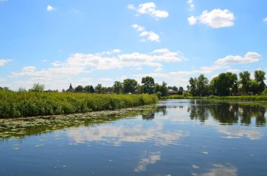 Suzdal 'daki Kamenka Nehri