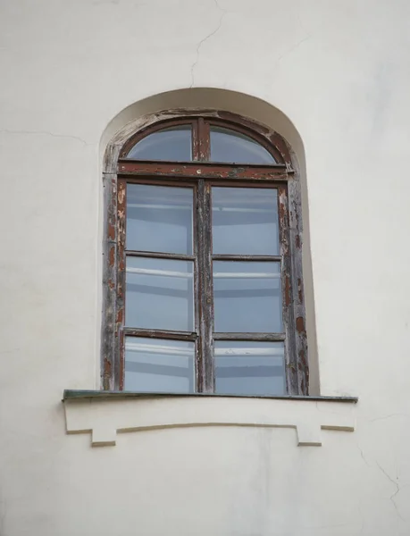 Fenêtre de la vieille maison en pierre — Photo