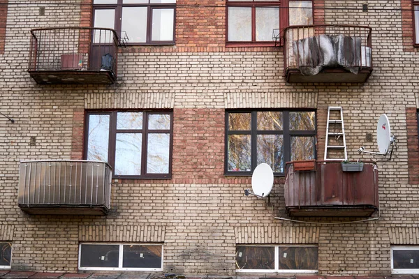 Five Story Three Porch Brick Apartment Building Moscow Immagine Stock