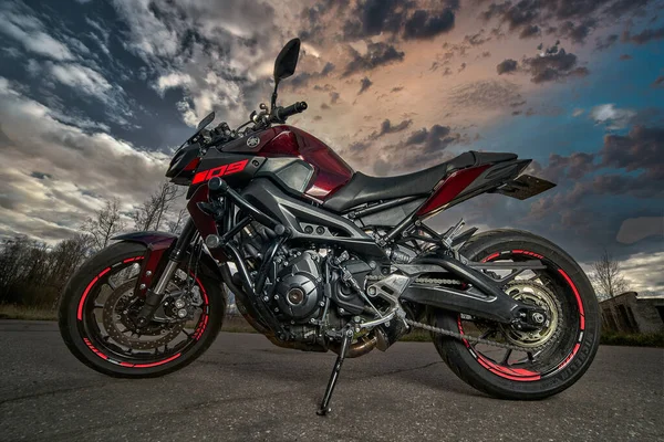 Estacionamiento Motocicletas Lado Derecho Carretera Puesta Del Sol Seleccione Fondo —  Fotos de Stock