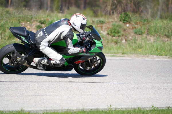 2020 Ropazi Lotyšsko Motocyklový Trénink Rychlém Zatáčení Trati — Stock fotografie