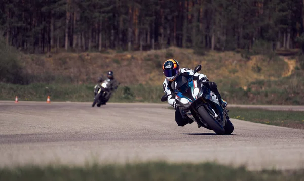 2020 Ropazi Latvia Motorcyclist Supermoto Ride Empty Asphalt Road — 스톡 사진