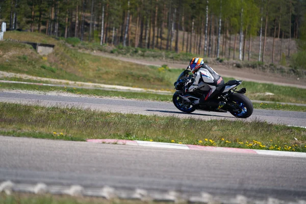 2020 Ropazi Lotyšsko Motocyklový Trénink Rychlém Zatáčení Trati — Stock fotografie