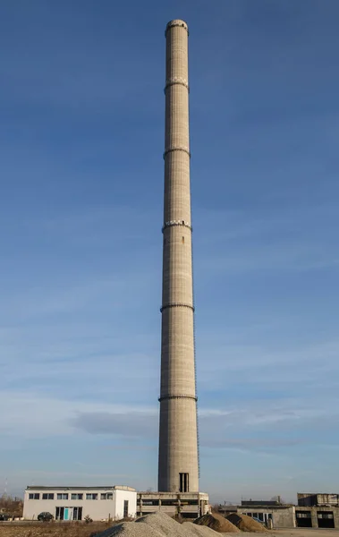 Abandoned industrial building (tower ) — Stock Photo, Image