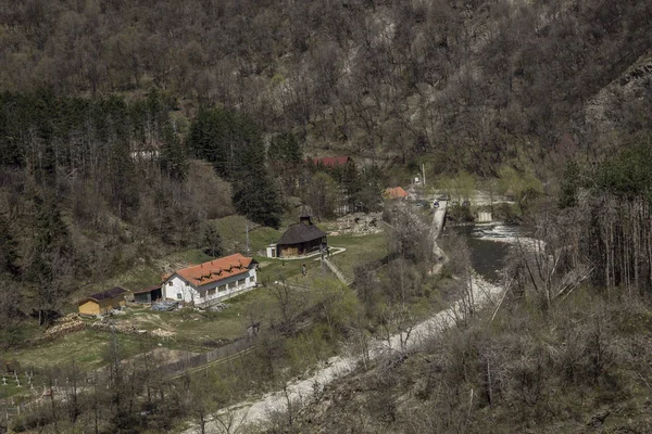 Bumbesti ゴルジュ ルーマニア 2015 Visina 修道院の 2015 Bumbesti 柔術での — ストック写真