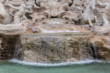 Roma, İtalya - 02 Aralık 2019: Trevi Çeşmesi (Fontana di Trevi), İtalya