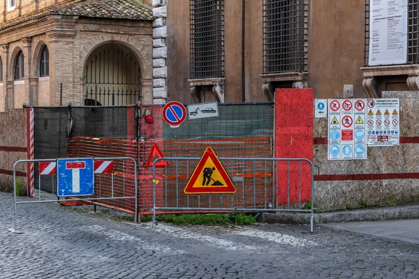 Rome Italië December 2019 Een Foto Van Verschillende Borden Genomen — Stockfoto