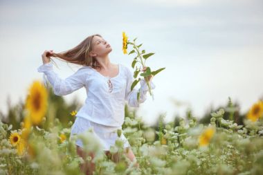 Kadın sabah alanında.