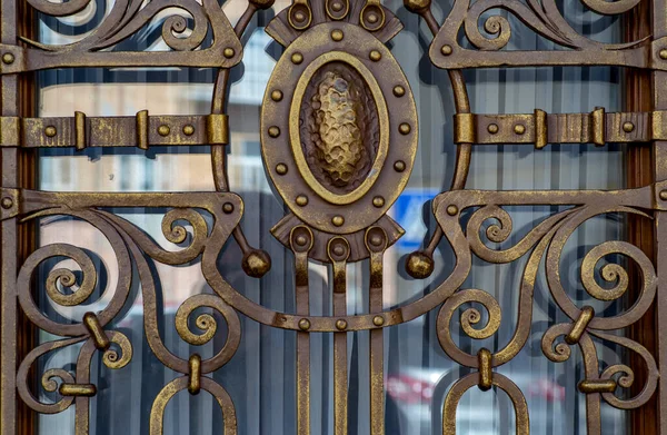 Alte Und Moderne Dekorative Geschmiedete Metallelemente Von Zäunen Toren Fenstergittern — Stockfoto