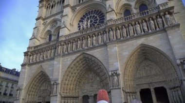 Notre-Dame de Paris, milyonlarca turist çeken ünlü Gotik Katedrali