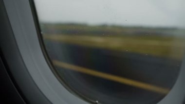 Uçak havaalanında uçuş fobisi başarılı iniş sonra pist hareket