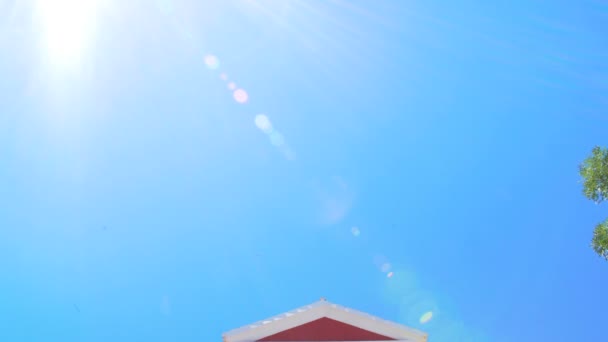 Fantastiska solbelysta färgglada hus, vackra kreativ arkitektur på ön Burano — Stockvideo