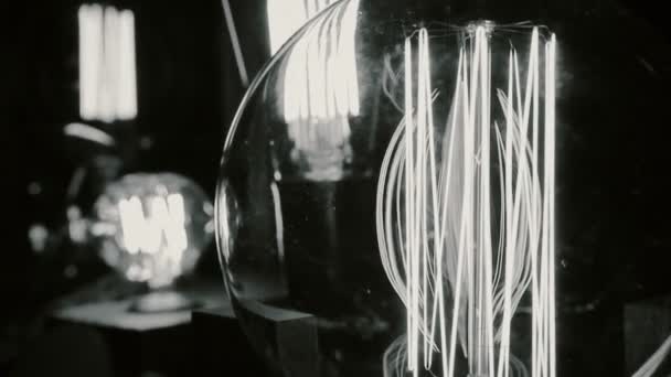 Tungsten light bulbs illuminating old research laboratory, obsolete technology — Stock Video