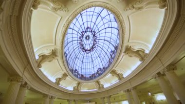 Avrupa şehirde yer alan lüks otelin büyüleyici iç tasarım