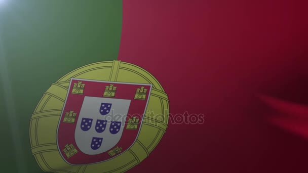 Bandera de Portugal ondeando sobre asta de la bandera en el viento, símbolo nacional de la libertad — Vídeos de Stock