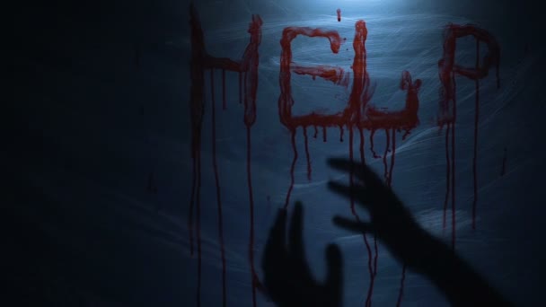 Zitternde Hände des Opfers im letzten Kampf, grausamer Mord, Thriller — Stockvideo