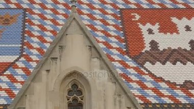 St. Mark Kilisesi fayans arması Zagreb ve üç olan ülkeler ile