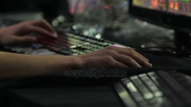 Cybersport Şampiyonası bütün gece, kazananlar doğru seçme jüri süren açın