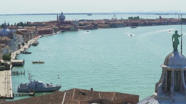 Antik arkitektur i Venedig från toppen av Saint George kloster, Italien — Stockvideo