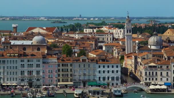 Ευρύ πανόραμα της αρχαίας αρχιτεκτονικής στη Βενετία, τον τουρισμό και τα αξιοθέατα, Ιταλία — Αρχείο Βίντεο
