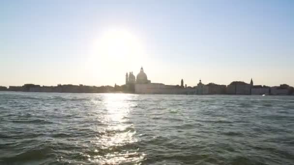 Arany óra Velence, vízi túra a Grand Canal, Nézd, a templom és az épületek