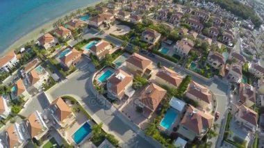 Larnaka güzel kasaba deniz kıyısında yer alan lüks apartman kompleksi