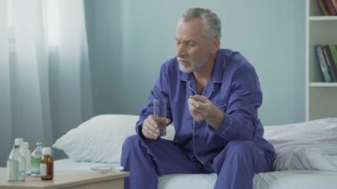 Komuta sizde günlük vitamini Genitoüriner Sistem korumak için karmaşık alarak