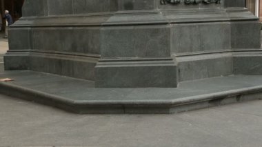 Zagreb, Hırvatistan - Eylül 2014 yaklaşık: Gezi şehrin. Zagrep şehir, konumlar, turizm eski yasak Jelacic heykelinin şaşırtıcı görünümü