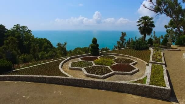 Batumi Botanical Garden against blue waters of Black Sea, summertime tourism — Stock Video