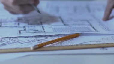 Erkek mimar yapı düzeni, denetimi yapım notları ve hesaplamalar, tasarım