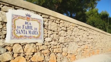 Bu bağlantı noktası Harbor düşük tide boyunca sokak arabalar ile işaret gösteren adı Park