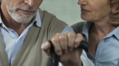 Yetişkin destekleyen çift evli ve göz bakımı, ölüm kadar seviyorum