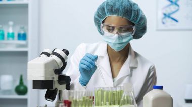Biyolojik madde, biyokimyasal soruşturma toplama laboratuar işçisi