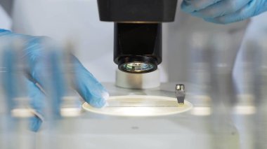 Virüs örnek Laboratuvarı, uzmanlık mikroskop altında eğitim biyokimyacı