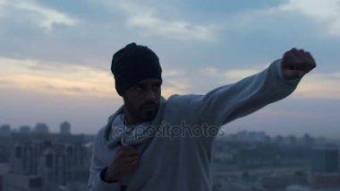 Gerçek gölge boks, hazır mücadele ve onun hayalleri ve ilkeleri için kazanmak dostum