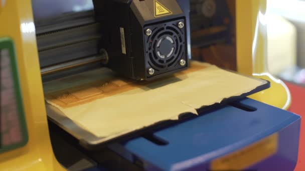 3d impressora fazendo componente, tecnologias inovadoras na fabricação, close-up — Vídeo de Stock