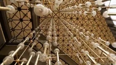 Sofia Bulgaristan Ulusal Kültür Sarayı içinde sıradışı avize Dizayn