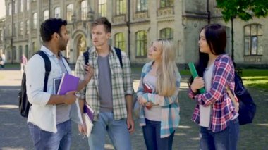 Nasıl akademik yılın başında haberdardır hatırlamak Fellowmates