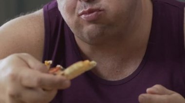 Yalnız bekar hevesle, Pizza yemek diyet başarısızlık, irade gücü yokluğu