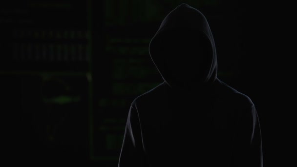 E-mail account hacked, criminal looking for secret information on smartphone — Stock Video