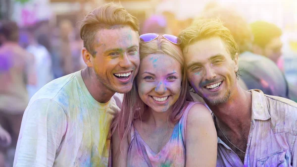 stock image Young people enjoying summer festival, smiling friends having fun outside, party