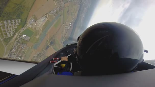 Lección extrema en avión a reacción, Gran Punto de Vista del piloto profesional, escuela de aviones, hobby — Vídeos de Stock