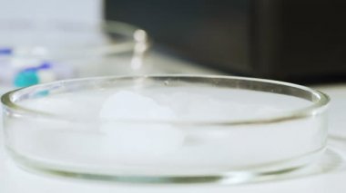Moleküler Gastronomi, sıvı nitrojen bio örnekleri, etkileyici tepki donuyor.